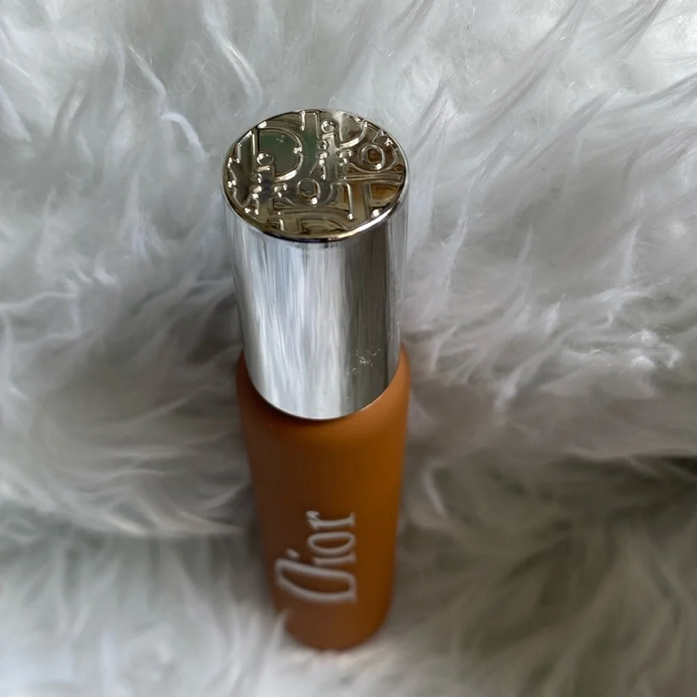 Dior Backstage Face & Body Foundation, 5N, 11ml/ 0.37 FL. OZ.,‎ New without box